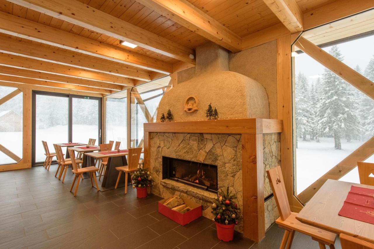 Guesthouse Lajnar Zgornja Sorica Exteriör bild